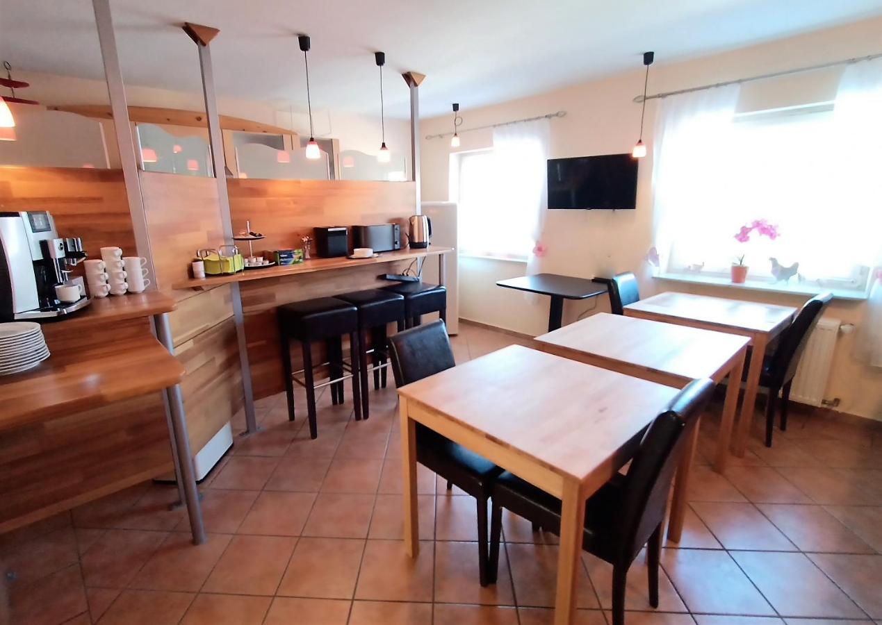Bodensee Gaestehaus Tettnang Albergo Buitenkant foto